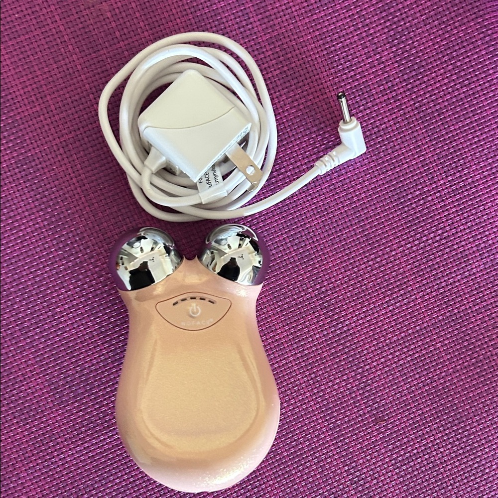 NuFace Pink Facial Toning Device with Charger, Works perfect , very little use
